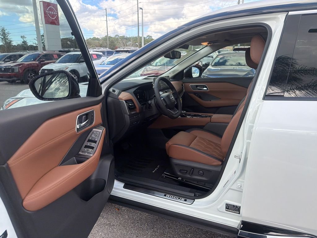 New 2026 Nissan Rogue Platinum 4D Sport Utility