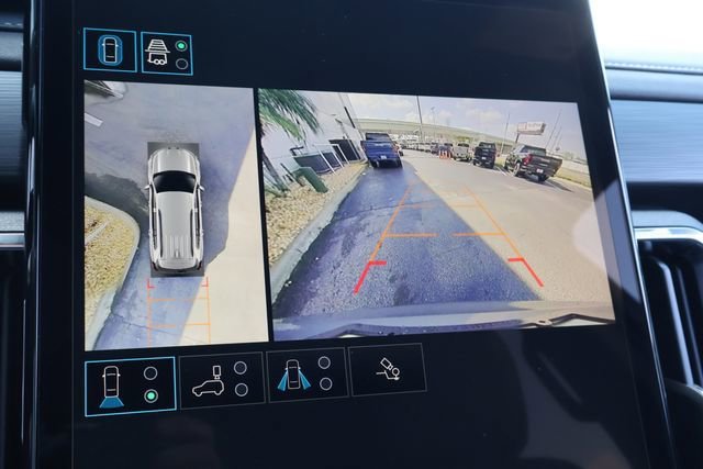 New 2026 Sterling Metallic GMC Elevation image 28