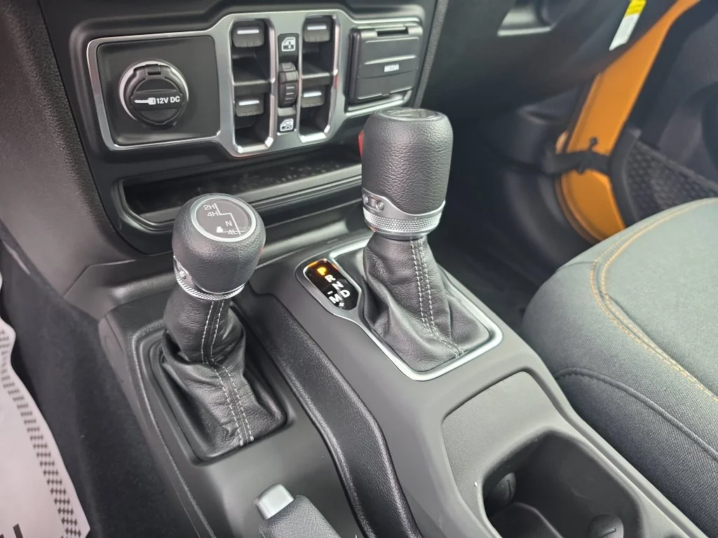 New 2026 Goldilocks Exterior Paint Jeep Sport S image 22