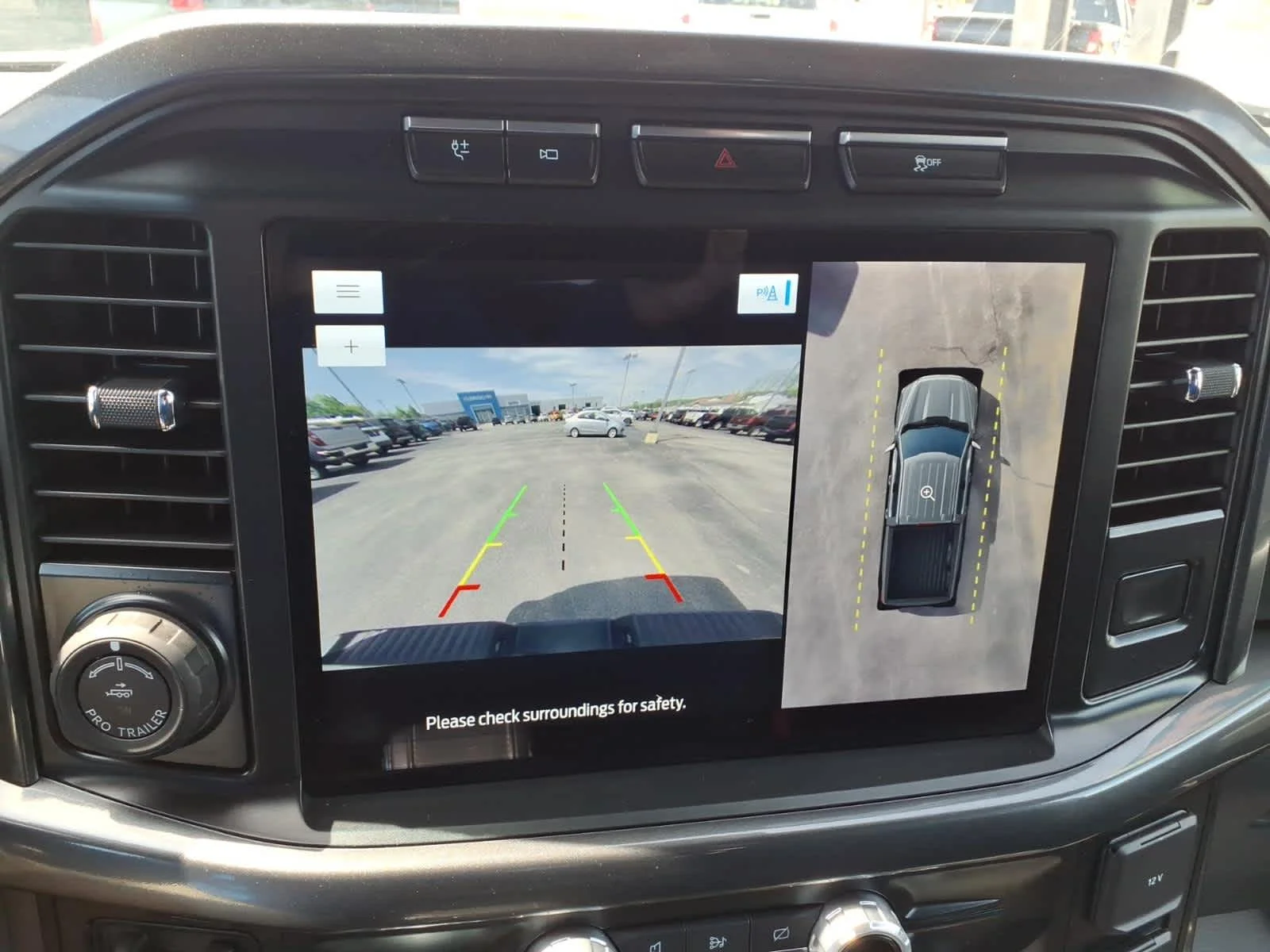 Used 2023 Oxford White Ford XLT image 16
