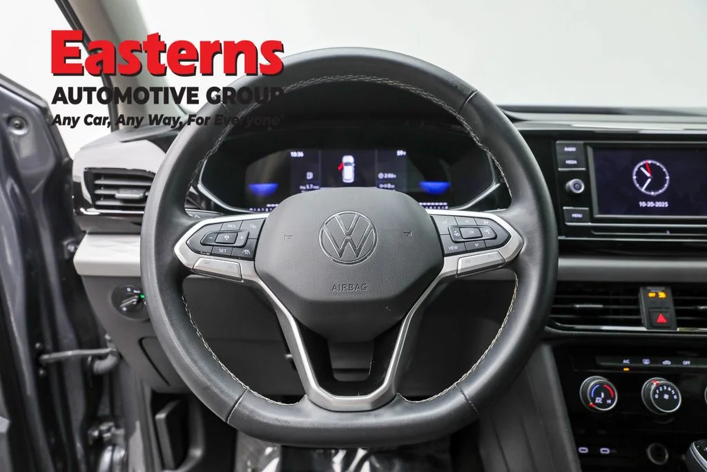 Used 2024 Gray Volkswagen 1.5T S image 10