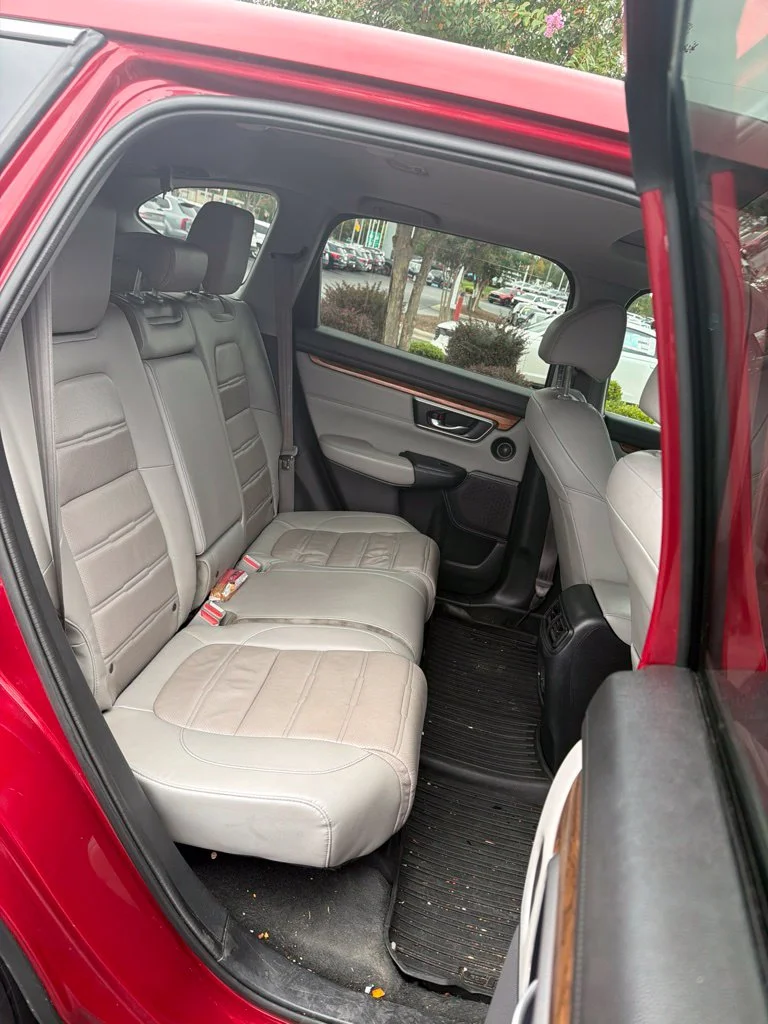 Used 2022 Radiant Red Metallic Honda EX-L image 5