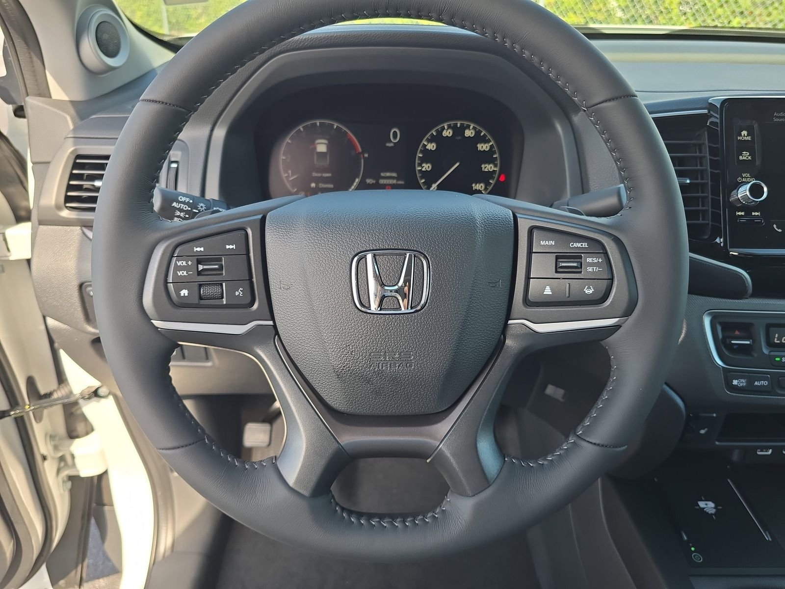 New 2026 Platinum White Pearl Honda RTL image 27