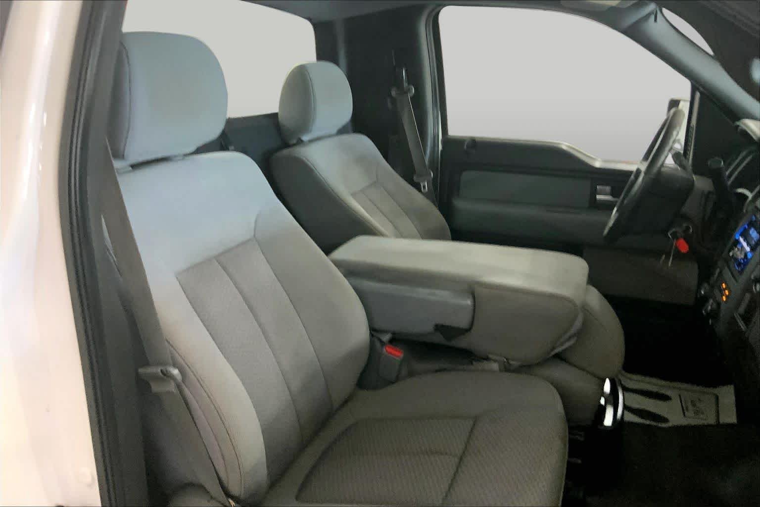 Used 2014 Oxford White Ford XL image 7