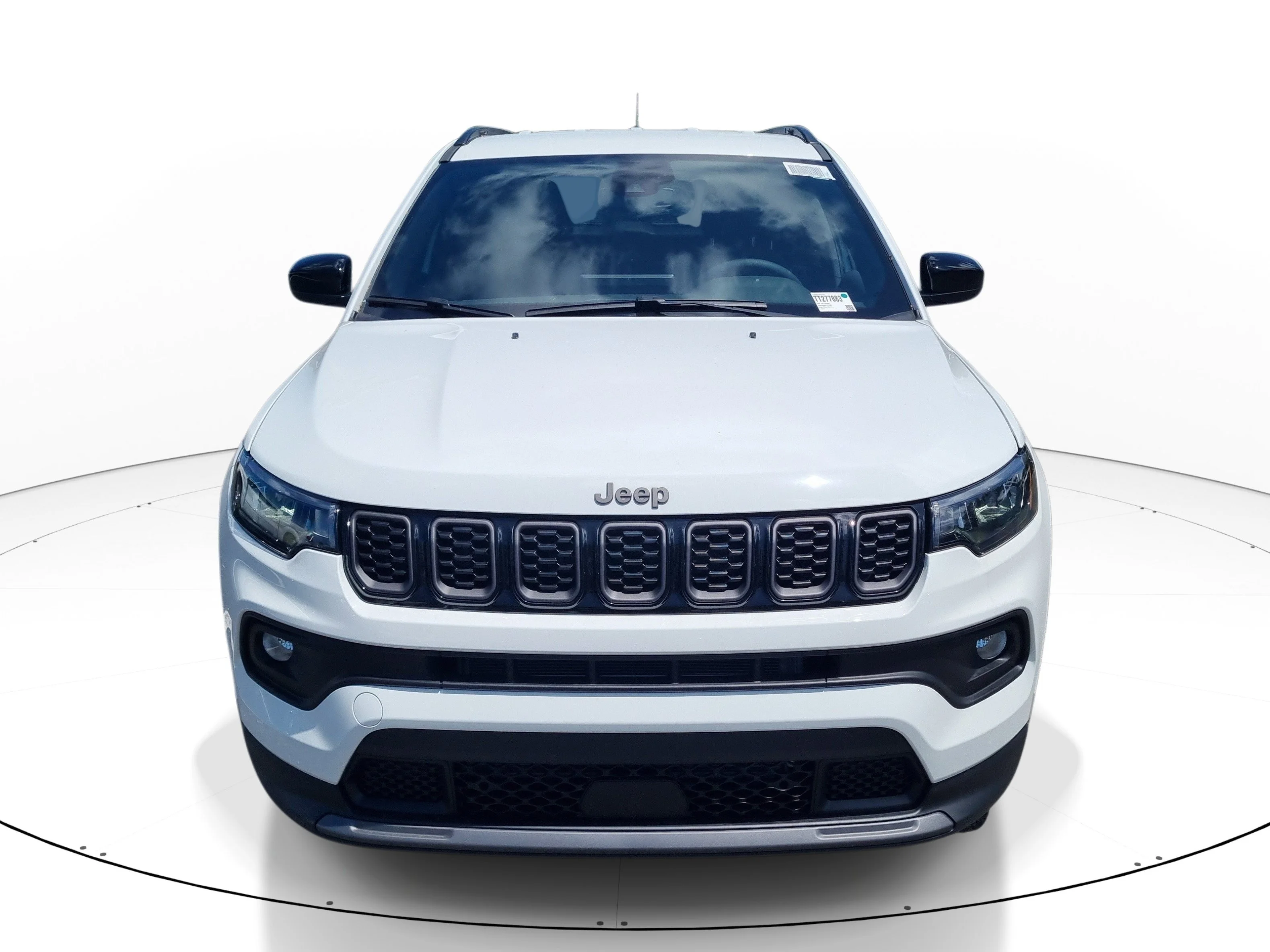 New 2026 Bright White Clearcoat Jeep Latitude image 2