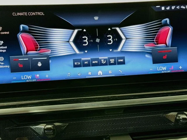 Used 2024 Black BMW xDrive40i image 23