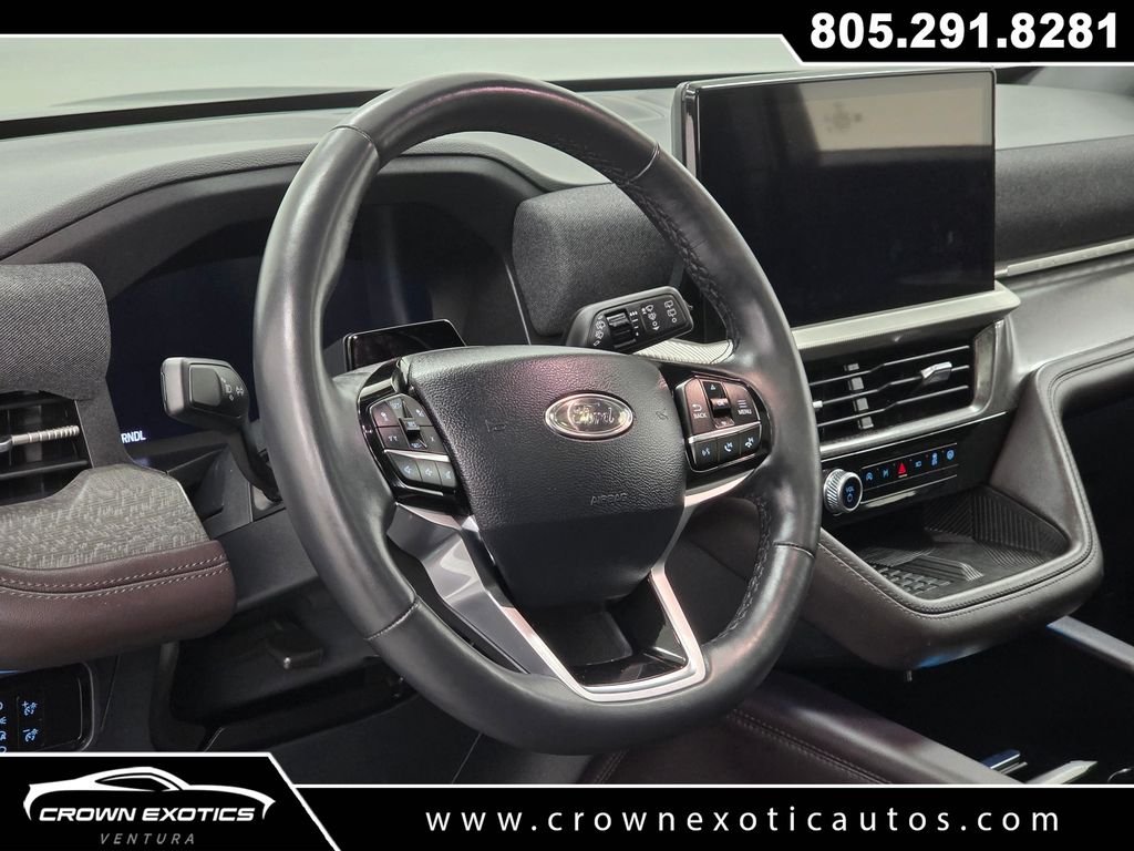 Used 2025 Gray Ford Platinum image 26