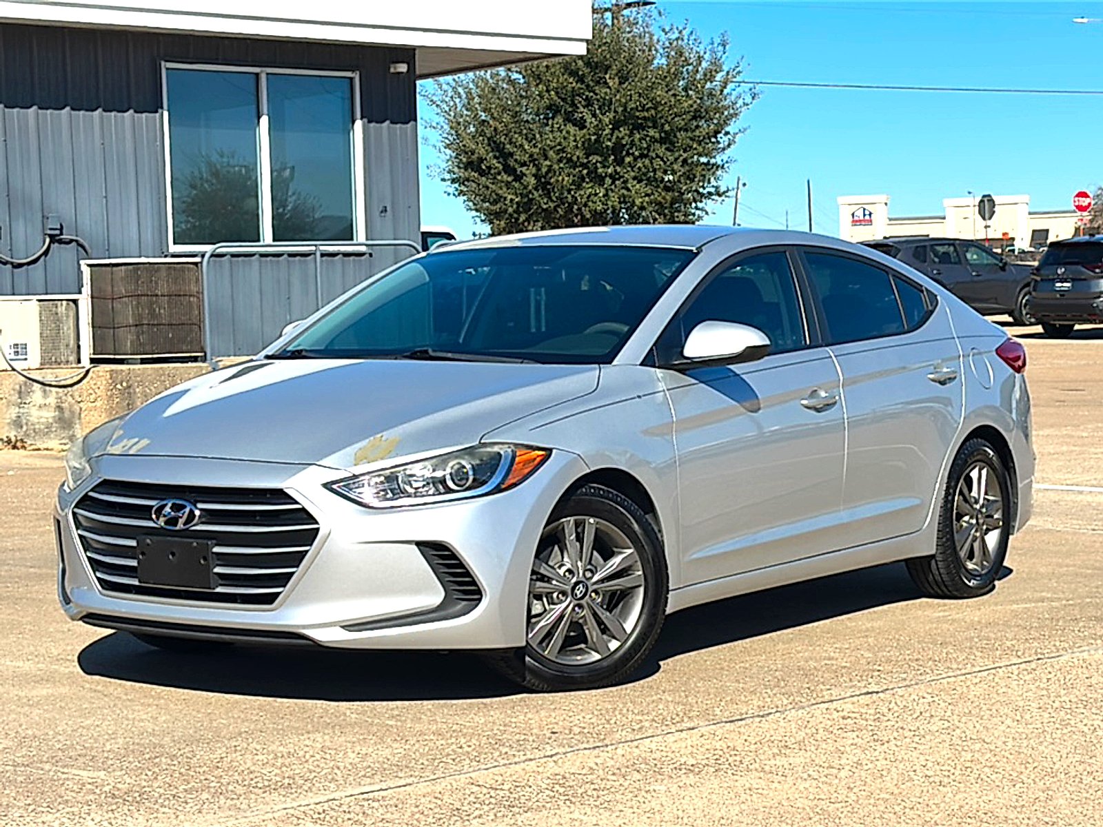 Used 2018 Hyundai Elantra SEL with VIN 5NPD84LF2JH218513 for sale in Temple, TX