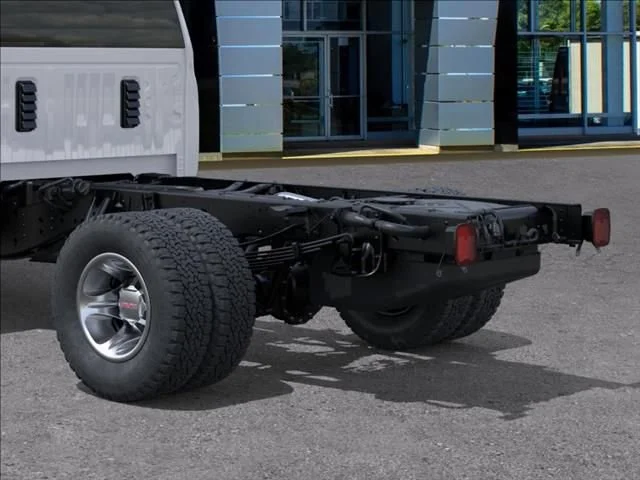 2026 GMC Sierra 3500 Chassis Cab Pro - Photo 14