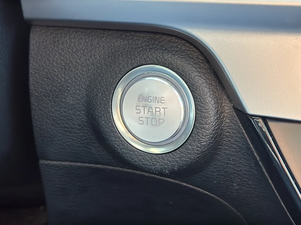 Used 2025 Black Kia S image 13