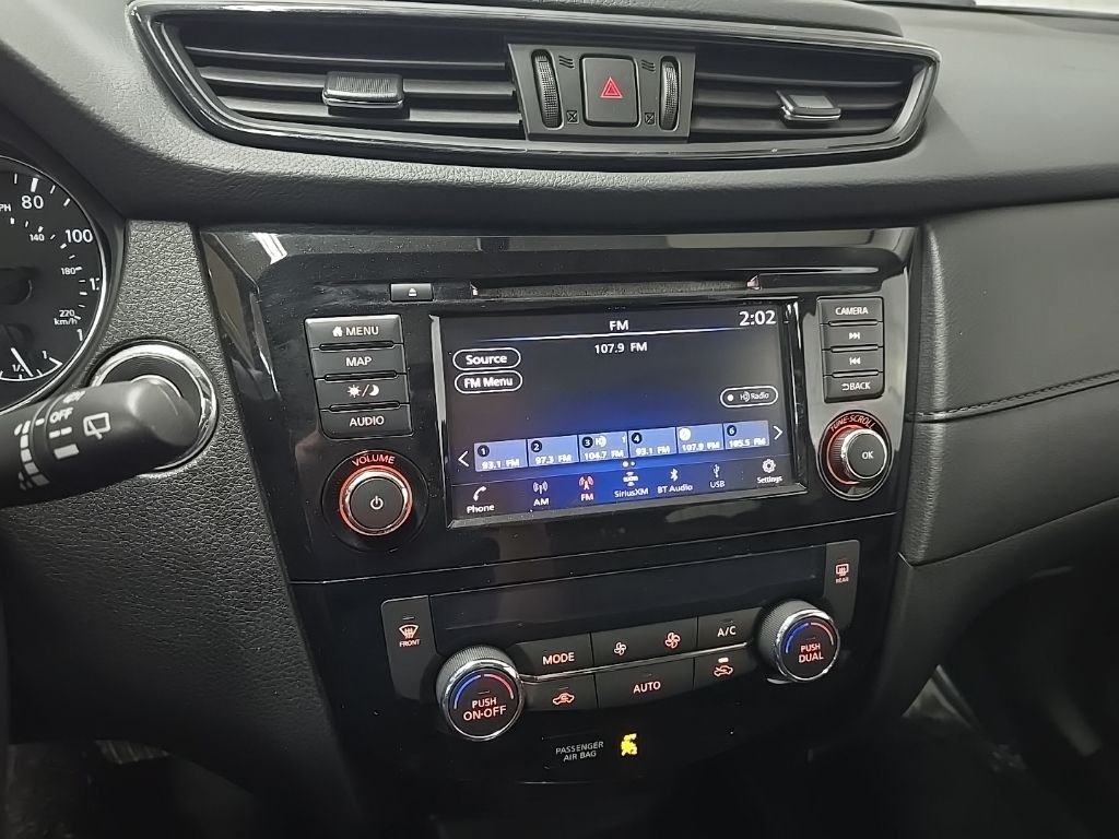 Used 2018 Gray Nissan SV image 27