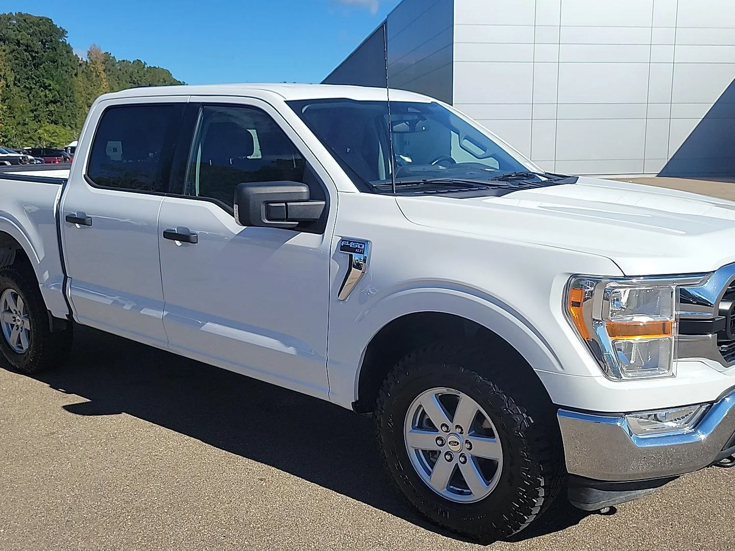 Used 2021 Oxford White Ford XLT image 20