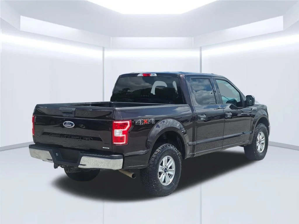 Used 2020 Magma Red Ford XLT image 9