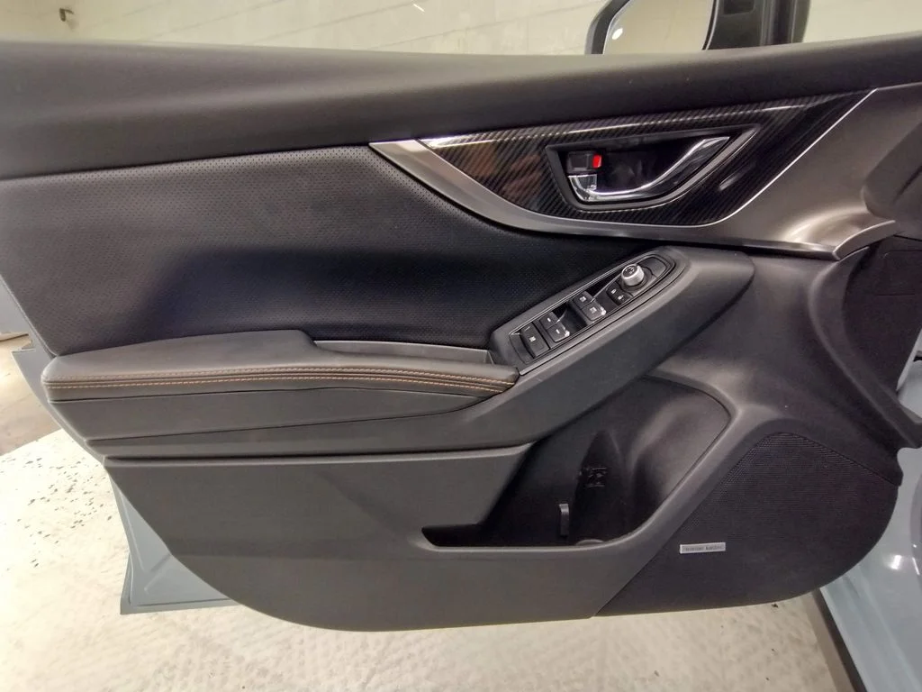 Used 2019 Gray Subaru 2.0i Limited image 17