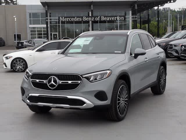 New 2026 MANUFAKTUR Alpine Grey Mercedes-Benz GLC 300 image 4