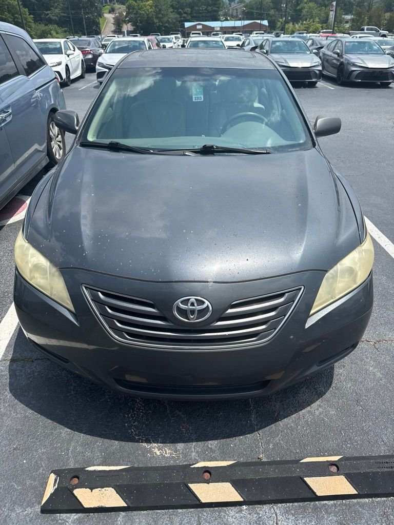 Used 2009 Gray Toyota XLE image 1