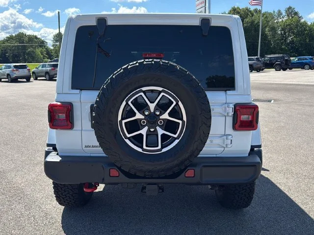 New 2026 White Jeep Rubicon image 14