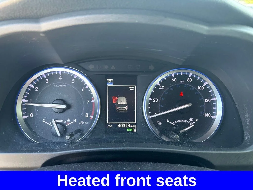 Used 2019 Green Toyota XLE image 20