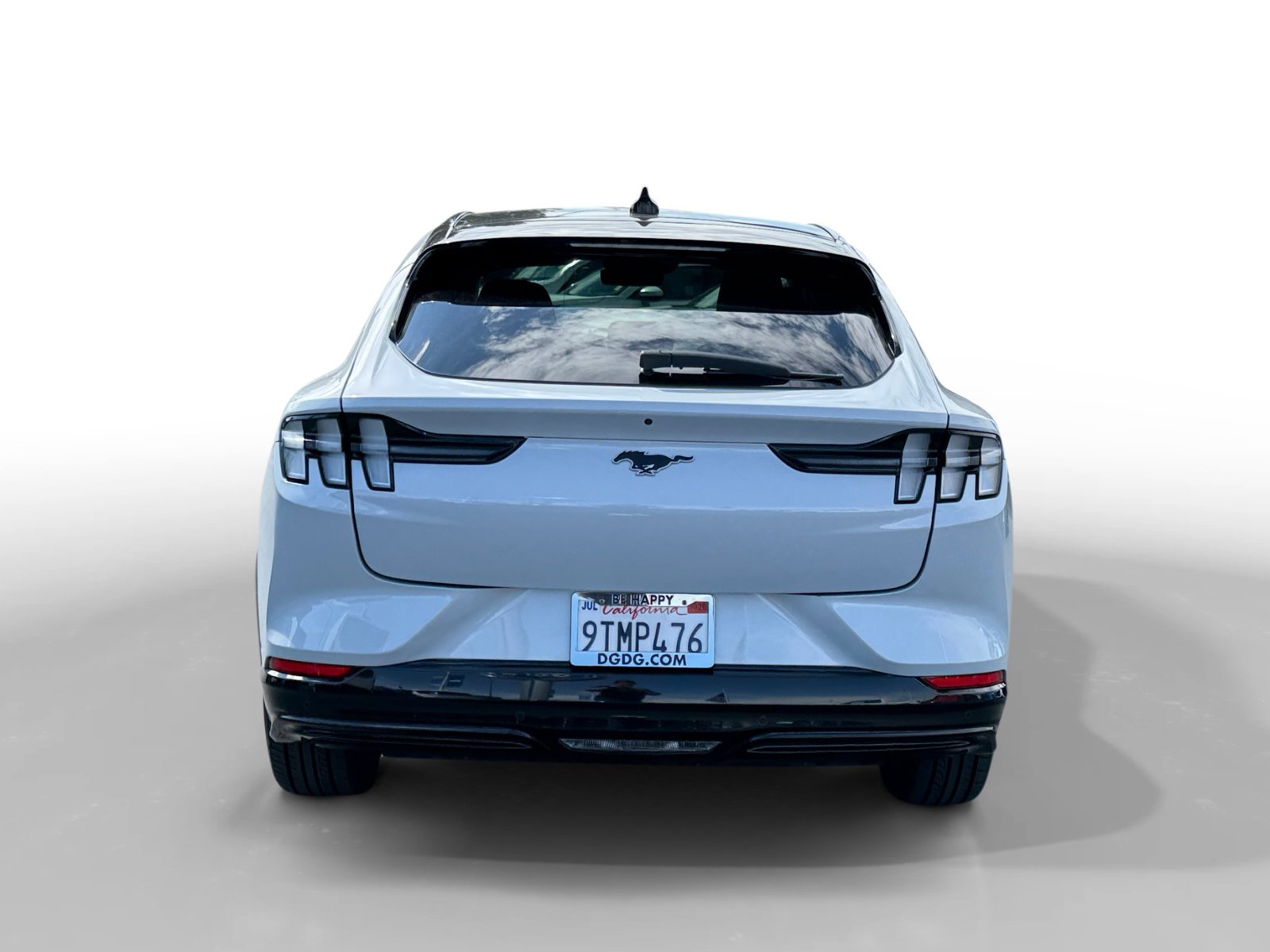 Certified Used 2023 White Metallic Ford Premium image 4