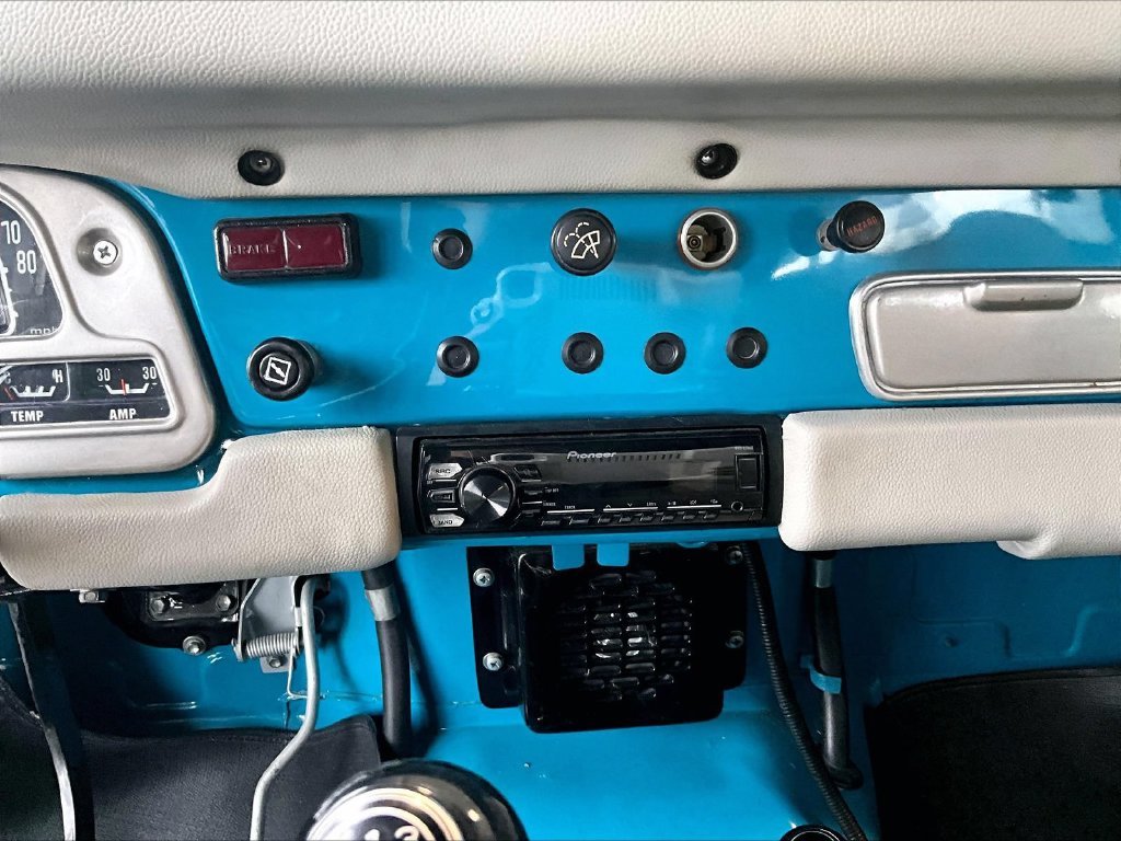 Used 1980 Blue Toyota FJ40 image 17