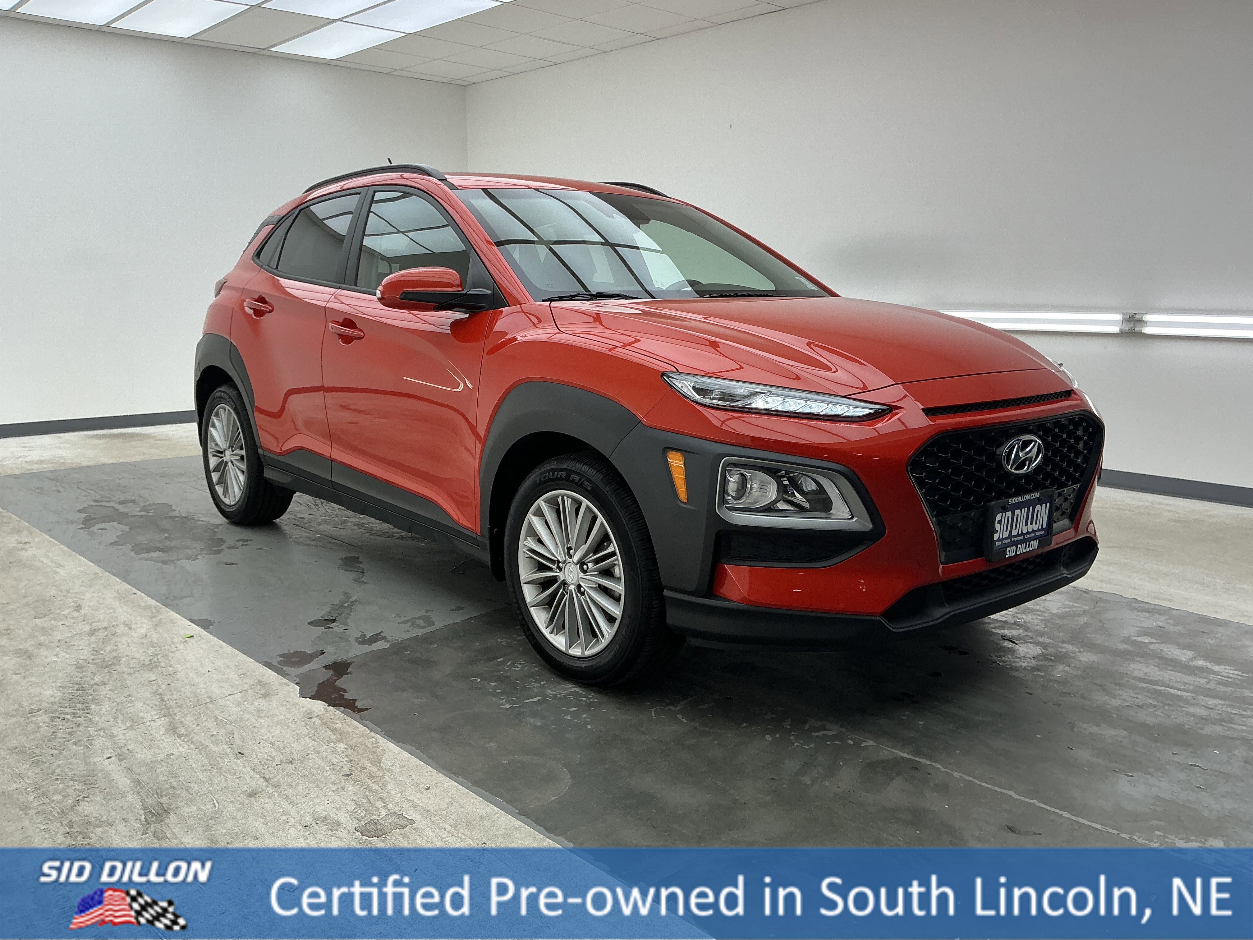 Used 2020 Sunset Orange Hyundai SEL image 3