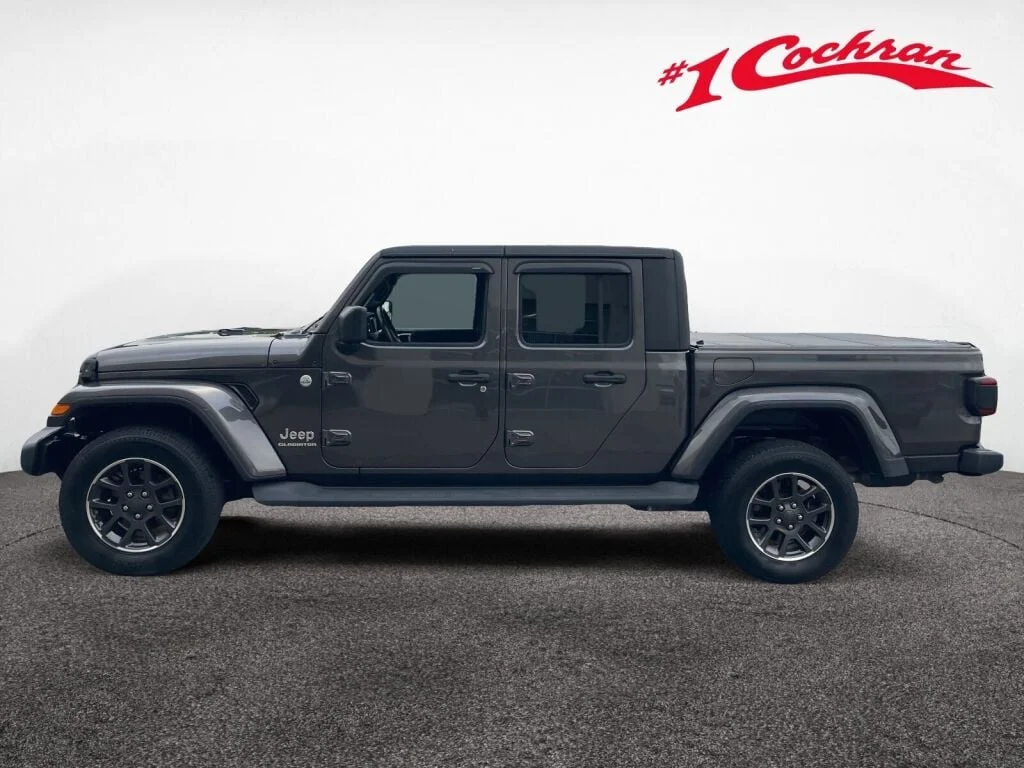 Certified Used 2020 Granite Crystal Metallic Clearcoat Jeep Overland image 23