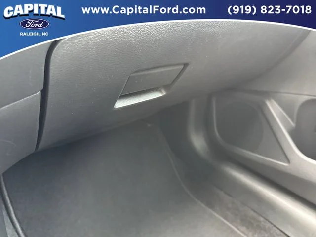 Used 2025 Black Nissan 2.5 SV image 27
