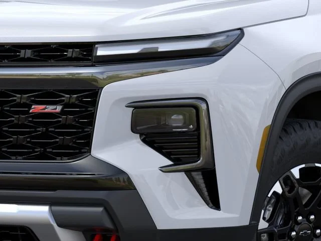 New 2027 Polar White Tricoat Chevrolet Z71 image 10