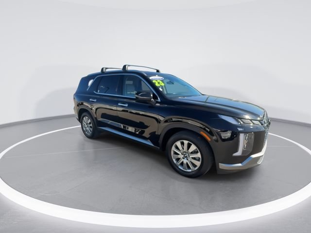 Used 2023 Black Hyundai SEL image 2