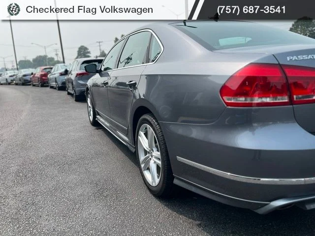Used 2015 Platinum Gray Metallic Volkswagen TDI SEL Premium image 8
