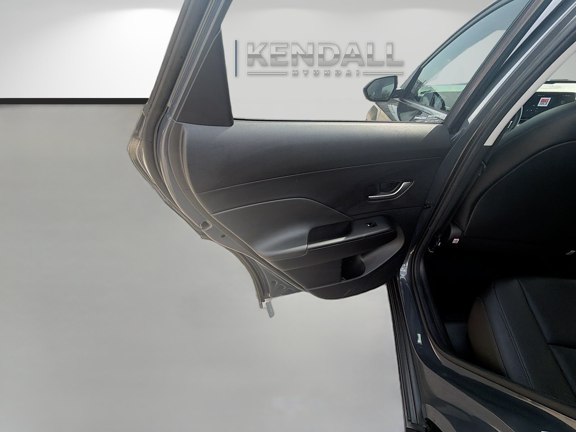 Used 2024 Ecotronic Gray Pearl Hyundai Limited image 23