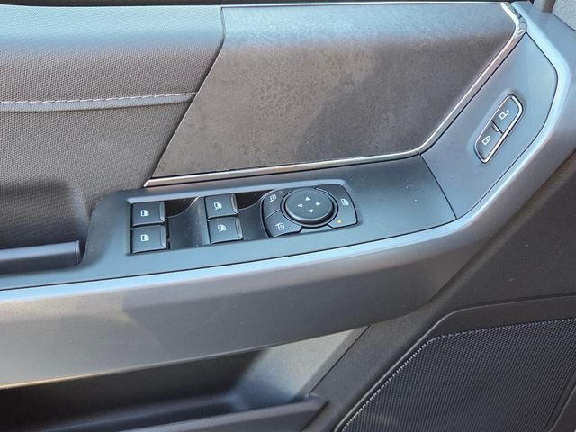 New 2026 Oxford White Ford XLT image 29