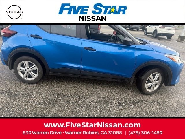 Used 2024 Blue Nissan S image 7
