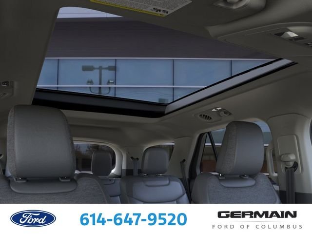 New 2026 Space White Metallic Ford Active image 26