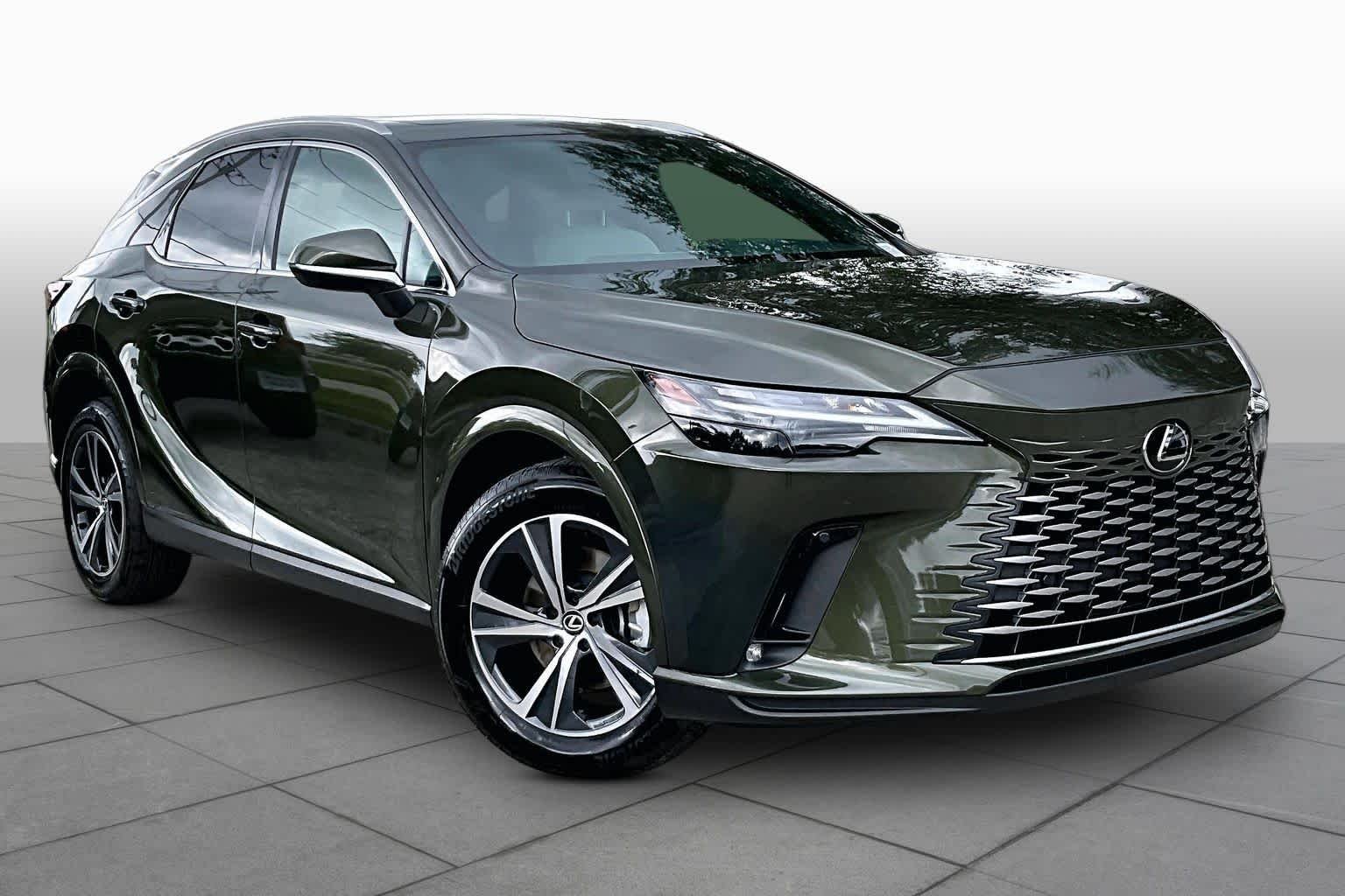 Used 2023 Nori Green Pearl Lexus Premium image 3