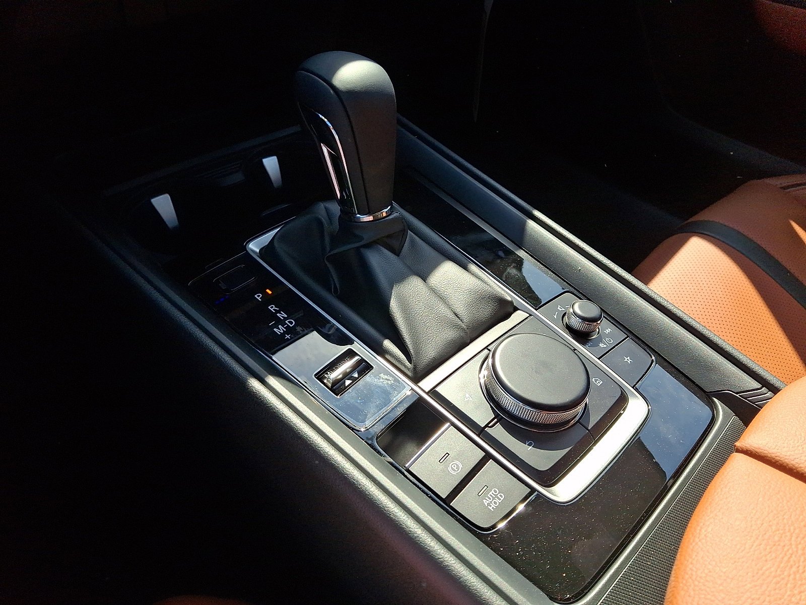 New 2026 Zircon Sand Metallic Mazda 2.5 Turbo Meridian Edition AWD image 8