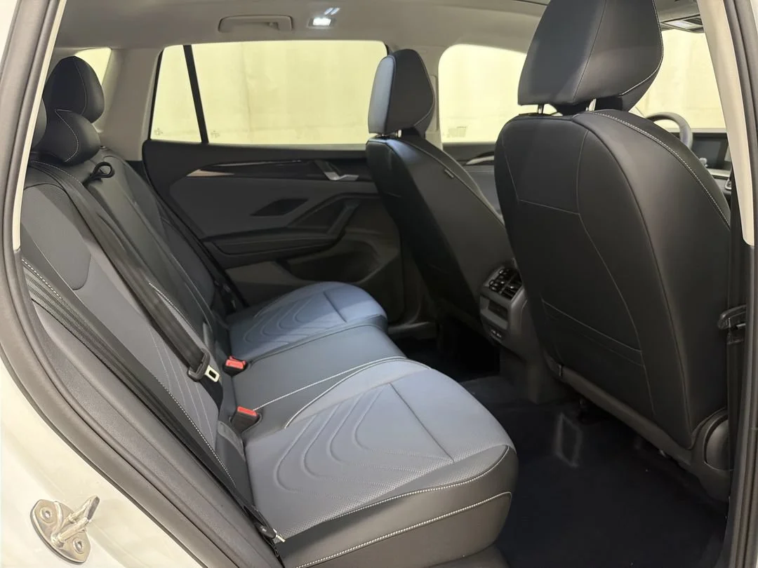 New 2026 Pure White Volkswagen SE image 20