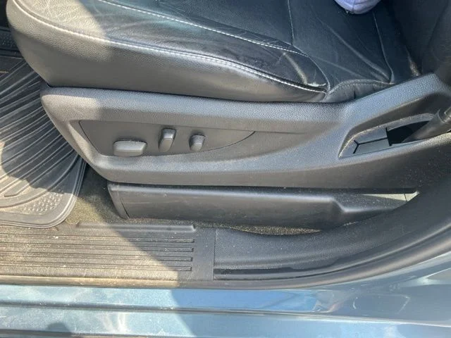 Used 2014 Blue Chevrolet LTZ image 24