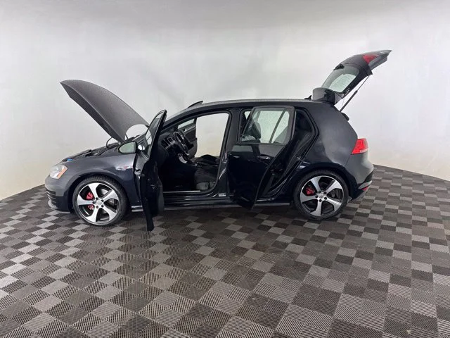 Used 2017 Black Volkswagen S image 11