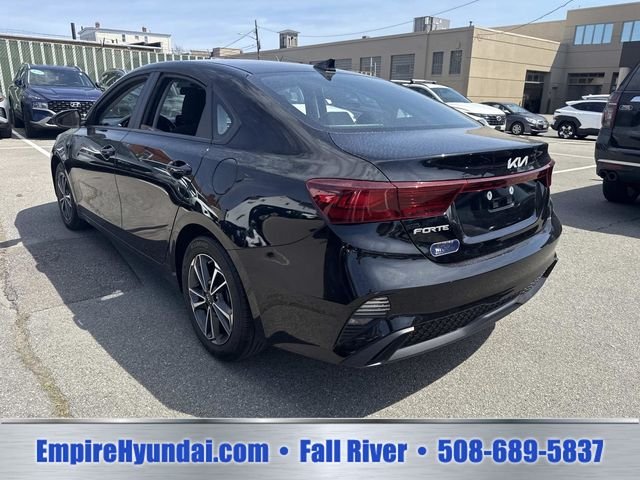 2023 Kia Forte LXS - Photo 7