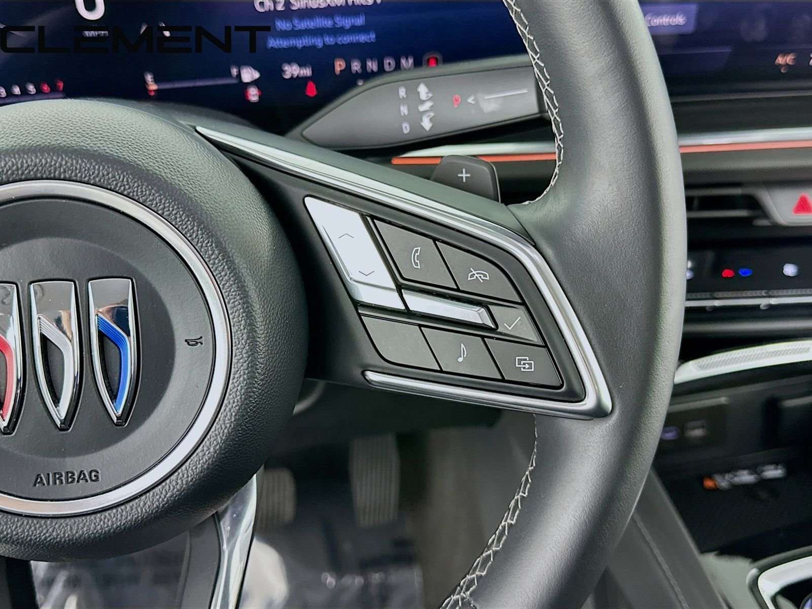 2025 Buick Envision Preferred - Photo 17