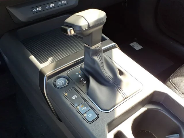 New 2027 White Kia LX image 13