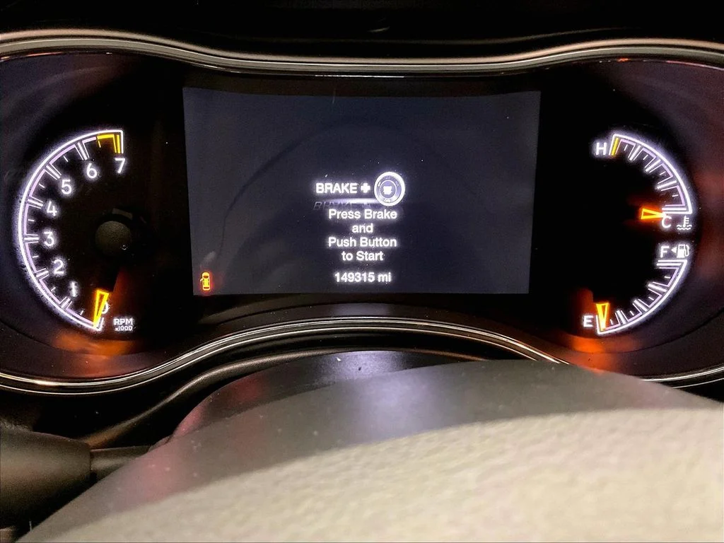 Used 2020 Gray Jeep Limited image 23