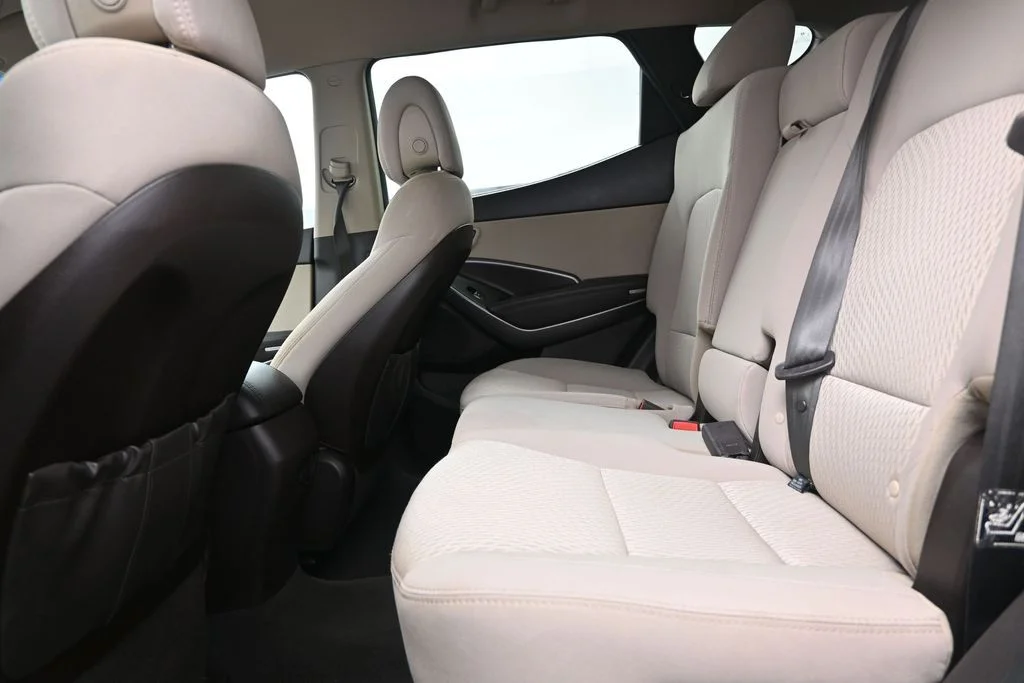 Used 2017 Frost White Hyundai 2.4 Base image 16