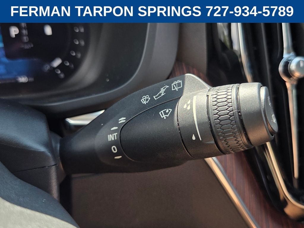 Certified Used 2023 Crystal White Volvo Plus image 33