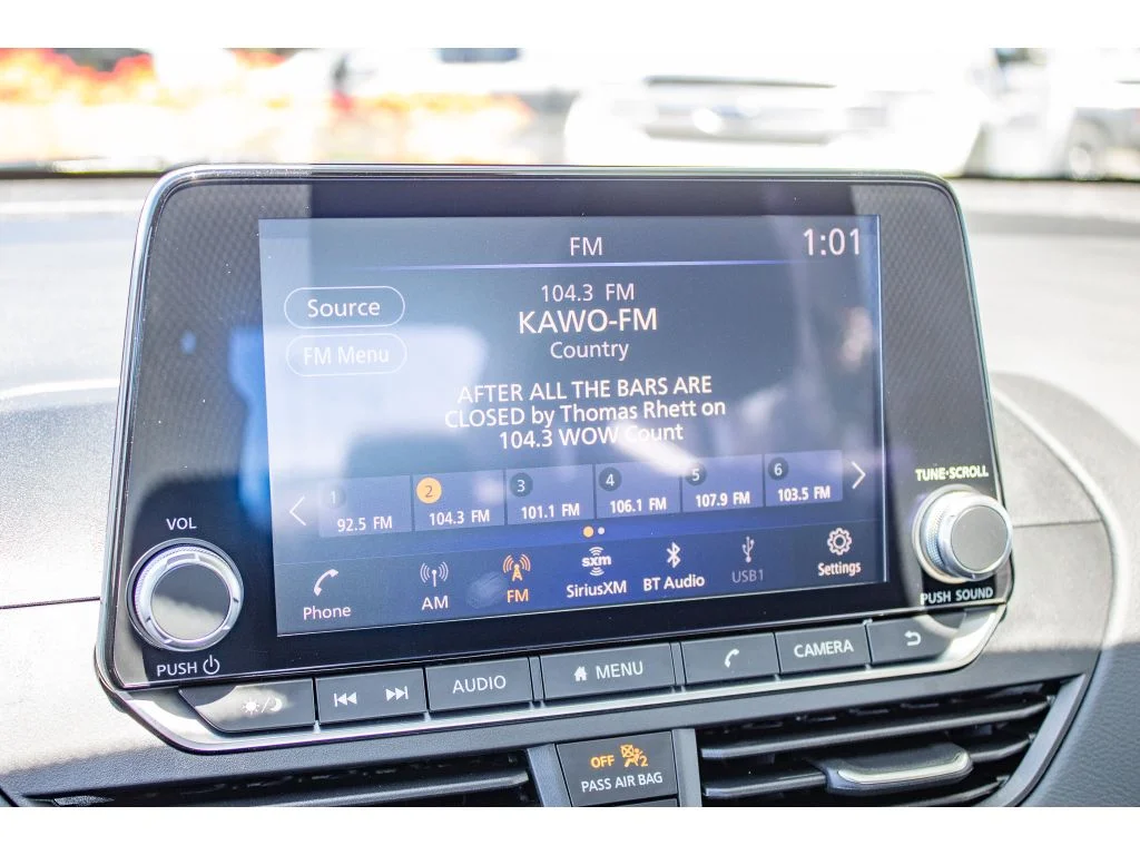 Used 2022 Pearl White Tricoat Nissan 2.5 SV image 43