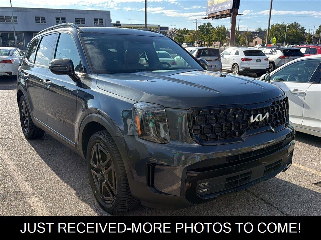 Used 2024 Gravity Gray Kia SX X-Line image 1