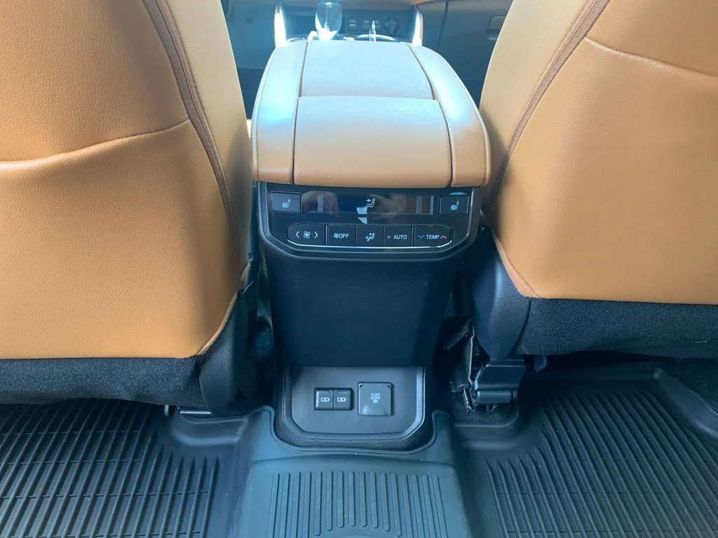 Used 2025 Red Toyota Platinum image 15