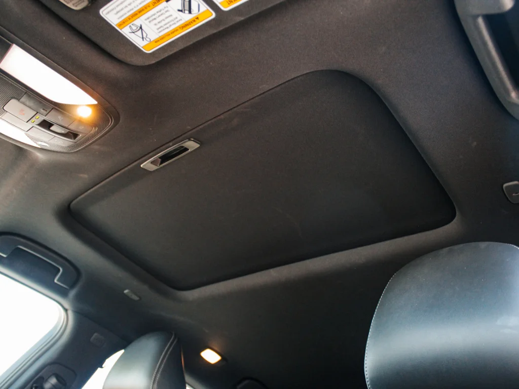 Used 2025 Radiant White INFINITI SENSORY image 24