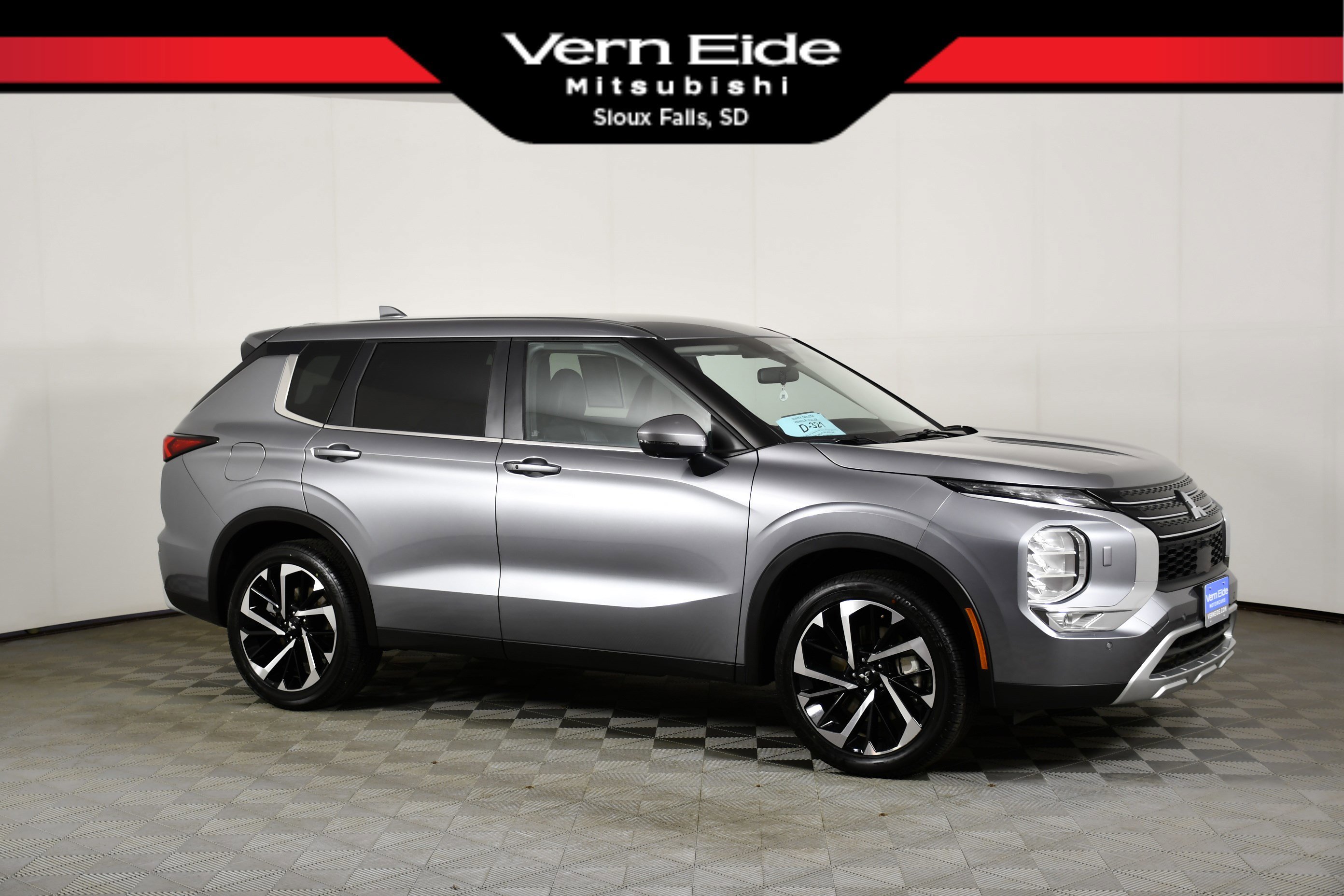2024 Mitsubishi Outlander SE S-AWC's photo